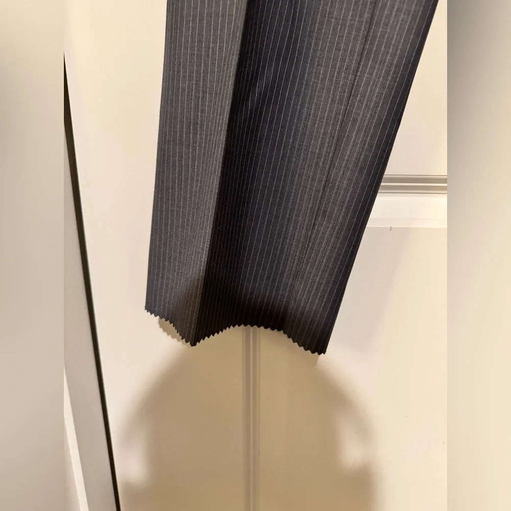 NEW Kenneth Cole NY Mens 2 Piece Suit Slim Fit Wool Stripe 38R W32 42S W36 NWT